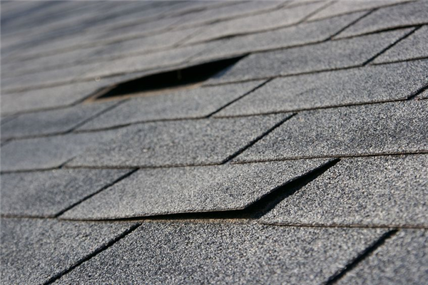 Residential Roof Replacement: Shingles